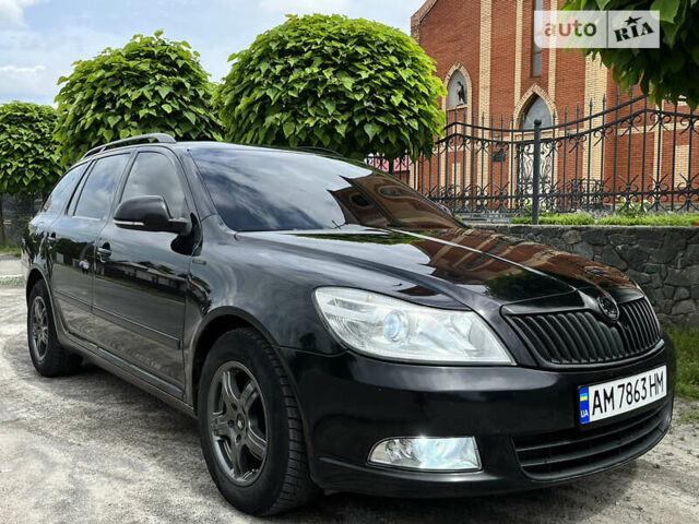 Шкода Октавия 2012 в Житомире на Automoto.ua Черный Шкода Октавия, объемом двигателя 1.6 л и пробегом 269 тыс. км за 7999 $, фото 10 на Automoto.ua