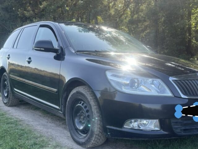 Черный Шкода Октавия, объемом двигателя 1.6 л и пробегом 230 тыс. км за 7300 $, фото 2 на Automoto.ua