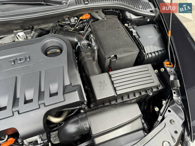 Черный Шкода Октавия, объемом двигателя 2 л и пробегом 229 тыс. км за 10200 $, фото 72 на Automoto.ua