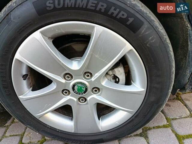 Черный Шкода Октавия, объемом двигателя 1.6 л и пробегом 226 тыс. км за 8200 $, фото 24 на Automoto.ua