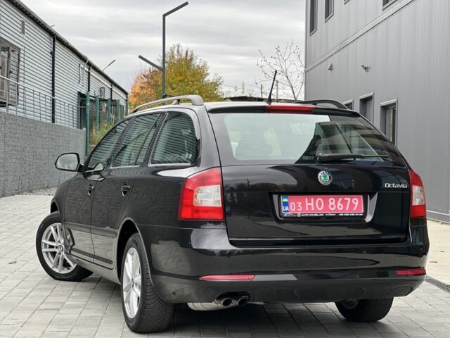 Черный Шкода Октавия, объемом двигателя 1.8 л и пробегом 195 тыс. км за 9750 $, фото 1 на Automoto.ua