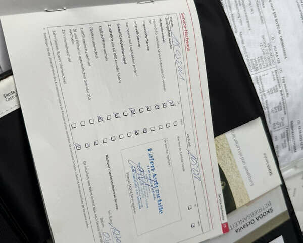 Шкода Октавия 2012 в Луцке на Automoto.ua Черный Шкода Октавия, объемом двигателя 1.6 л и пробегом 182 тыс. км за 9799 $, фото 40 на Automoto.ua