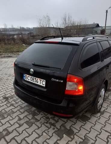 Черный Шкода Октавия, объемом двигателя 2 л и пробегом 294 тыс. км за 7800 $, фото 23 на Automoto.ua