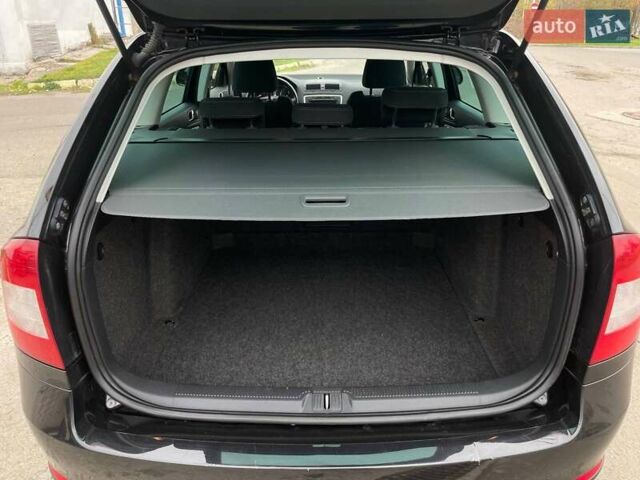 Черный Шкода Октавия, объемом двигателя 1.2 л и пробегом 142 тыс. км за 7499 $, фото 13 на Automoto.ua