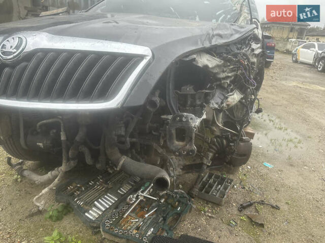 Черный Шкода Октавия, объемом двигателя 2 л и пробегом 250 тыс. км за 5000 $, фото 14 на Automoto.ua