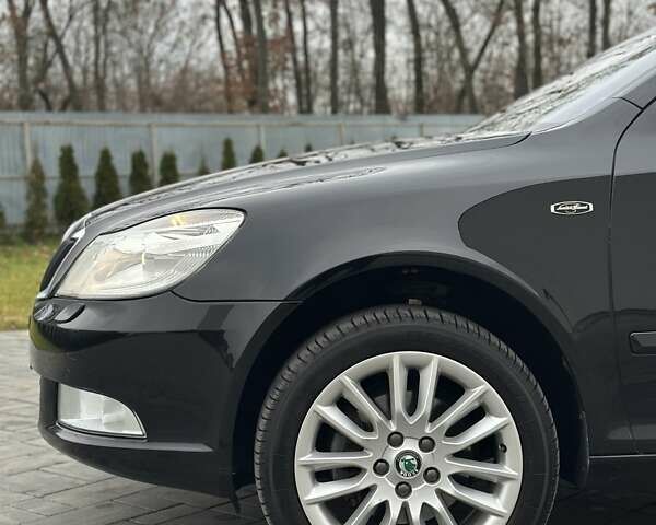 Черный Шкода Октавия, объемом двигателя 2 л и пробегом 220 тыс. км за 12500 $, фото 18 на Automoto.ua