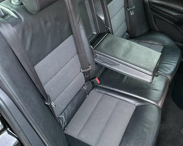 Чорний Шкода Октавія, об'ємом двигуна 2 л та пробігом 228 тис. км за 10799 $, фото 70 на Automoto.ua