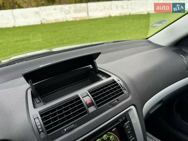 Шкода Октавия 2012 в Луцке на Automoto.ua Черный Шкода Октавия, объемом двигателя 1.6 л и пробегом 182 тыс. км за 9799 $, фото 15 на Automoto.ua