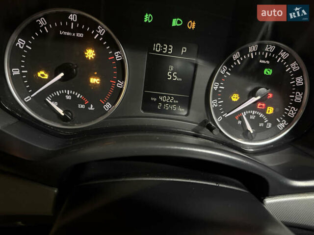 Черный Шкода Октавия, объемом двигателя 1.8 л и пробегом 215 тыс. км за 7300 $, фото 4 на Automoto.ua