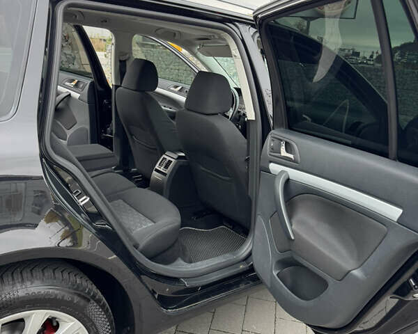 Черный Шкода Октавия, объемом двигателя 1.6 л и пробегом 264 тыс. км за 7850 $, фото 25 на Automoto.ua