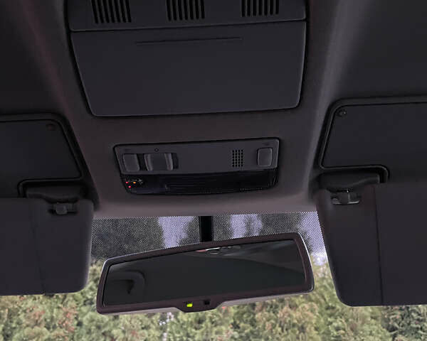 Чорний Шкода Октавія, об'ємом двигуна 2 л та пробігом 228 тис. км за 10799 $, фото 125 на Automoto.ua