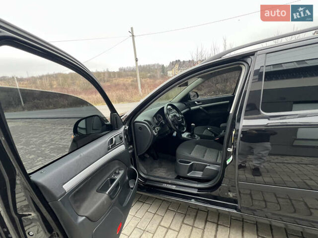 Черный Шкода Октавия, объемом двигателя 2 л и пробегом 234 тыс. км за 8899 $, фото 38 на Automoto.ua