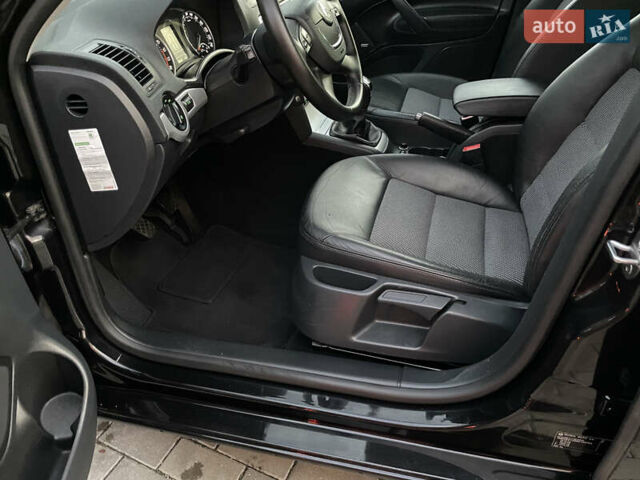 Чорний Шкода Октавія, об'ємом двигуна 2 л та пробігом 228 тис. км за 10799 $, фото 98 на Automoto.ua