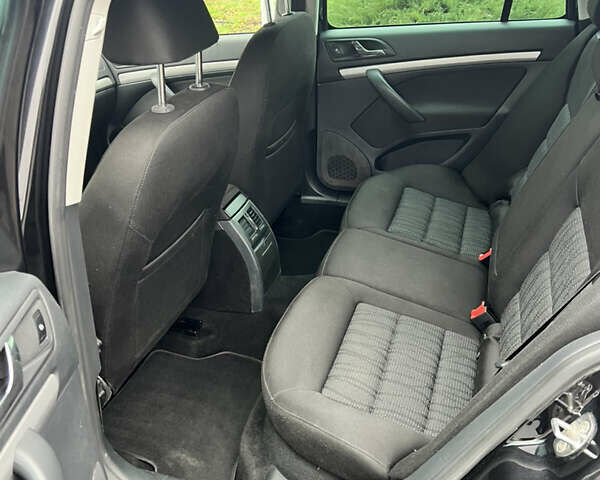 Чорний Шкода Октавія, об'ємом двигуна 1.8 л та пробігом 171 тис. км за 8999 $, фото 21 на Automoto.ua