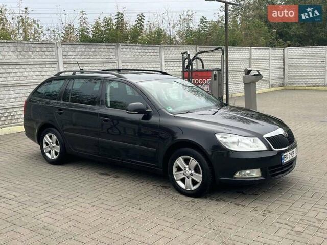 Черный Шкода Октавия, объемом двигателя 1.6 л и пробегом 260 тыс. км за 8200 $, фото 4 на Automoto.ua