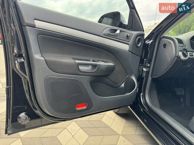 Черный Шкода Октавия, объемом двигателя 2 л и пробегом 229 тыс. км за 10200 $, фото 47 на Automoto.ua