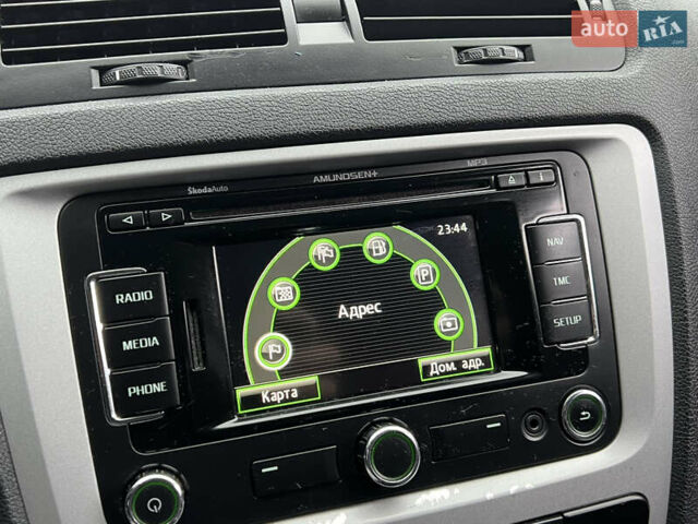 Черный Шкода Октавия, объемом двигателя 2 л и пробегом 234 тыс. км за 8899 $, фото 64 на Automoto.ua