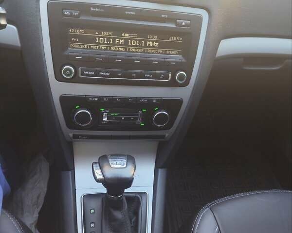 Шкода Октавия 2012 в Гайсине на Automoto.ua Черный Шкода Октавия, объемом двигателя 1.4 л и пробегом 264 тыс. км за 8200 $, фото 27 на Automoto.ua