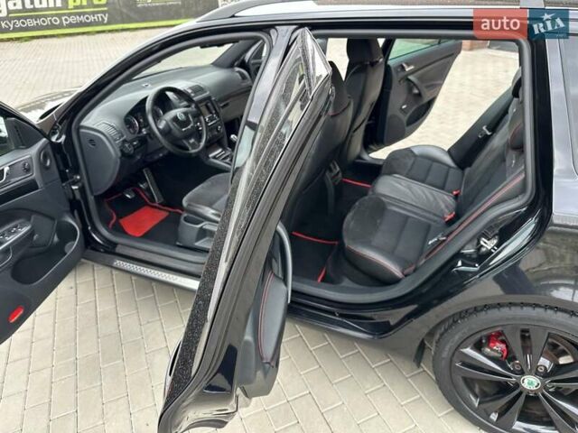 Черный Шкода Октавия, объемом двигателя 2 л и пробегом 210 тыс. км за 11600 $, фото 40 на Automoto.ua