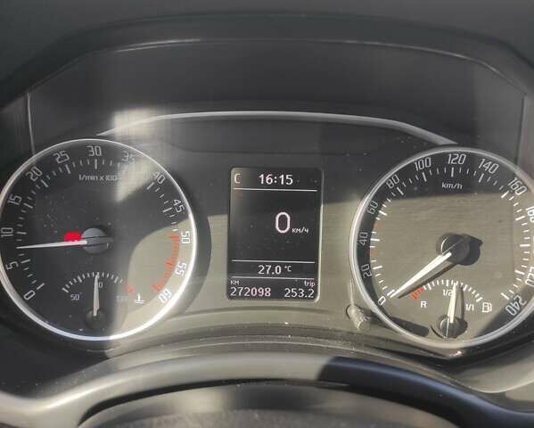 Черный Шкода Октавия, объемом двигателя 2 л и пробегом 275 тыс. км за 11200 $, фото 71 на Automoto.ua