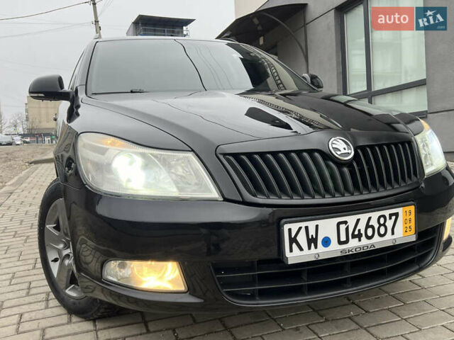 Черный Шкода Октавия, объемом двигателя 2 л и пробегом 234 тыс. км за 8899 $, фото 31 на Automoto.ua