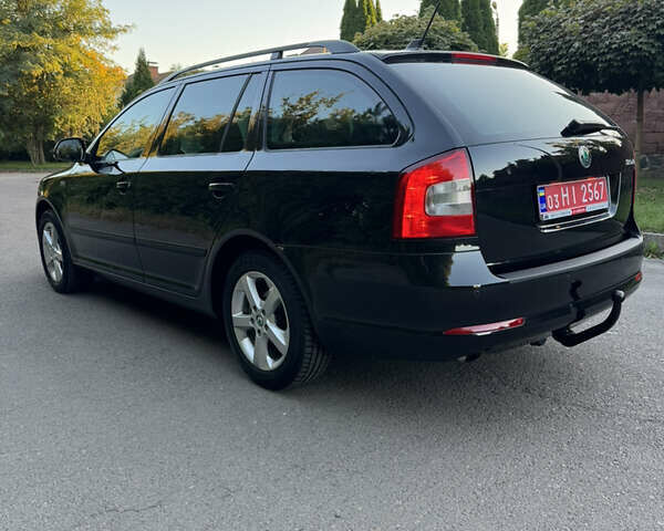Шкода Октавия 2012 в Ровно на Automoto.ua Черный Шкода Октавия, объемом двигателя 1.6 л и пробегом 181 тыс. км за 9750 $, фото 17 на Automoto.ua