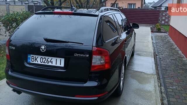 Черный Шкода Октавия, объемом двигателя 1.97 л и пробегом 263 тыс. км за 10850 $, фото 3 на Automoto.ua
