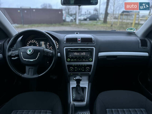 Чорний Шкода Октавія, об'ємом двигуна 1.99 л та пробігом 214 тис. км за 9500 $, фото 46 на Automoto.ua