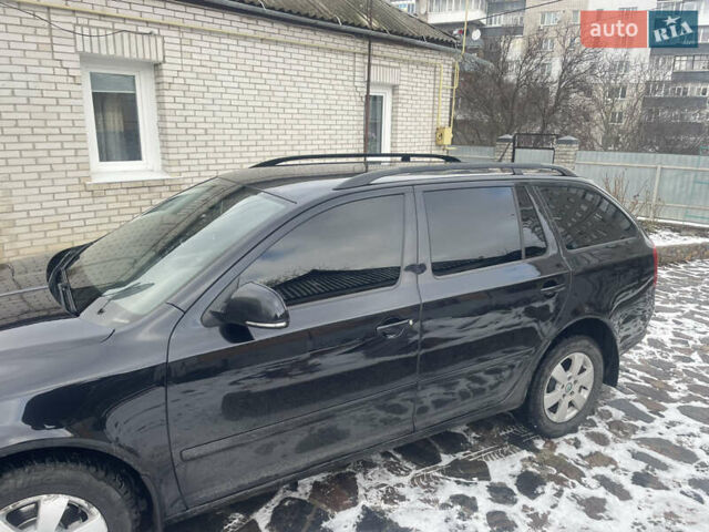 Черный Шкода Октавия, объемом двигателя 1.6 л и пробегом 325 тыс. км за 8500 $, фото 5 на Automoto.ua