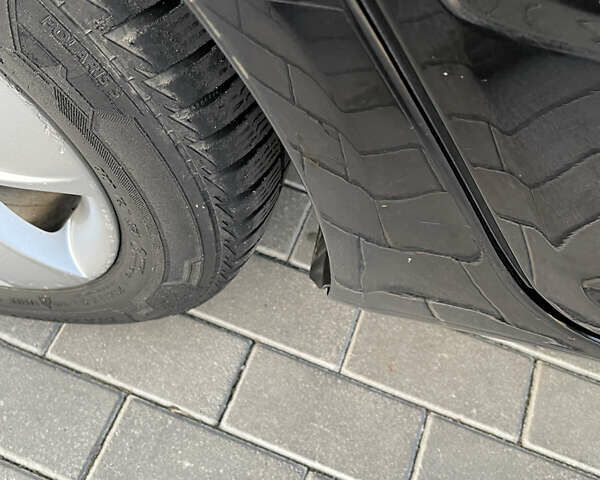 Чорний Шкода Октавія, об'ємом двигуна 2 л та пробігом 228 тис. км за 10799 $, фото 30 на Automoto.ua