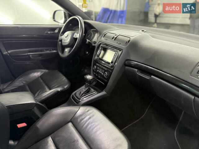 Чорний Шкода Октавія, об'ємом двигуна 2 л та пробігом 193 тис. км за 9999 $, фото 35 на Automoto.ua