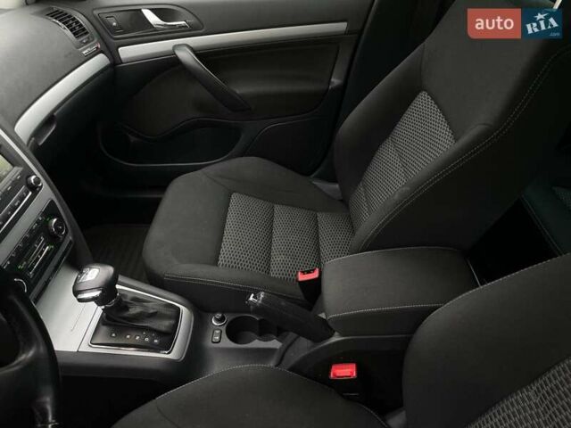 Черный Шкода Октавия, объемом двигателя 1.2 л и пробегом 142 тыс. км за 7499 $, фото 36 на Automoto.ua