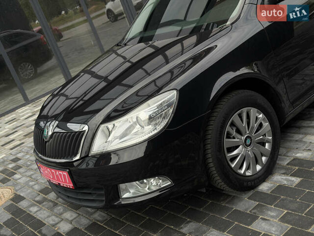 Шкода Октавія 2012 у Полтаві на Automoto.ua Чорний Шкода Октавія, об'ємом двигуна 1.6 л та пробігом 189 тис. км за 8800 $, фото 58 на Automoto.ua