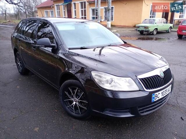 Чорний Шкода Октавія, об'ємом двигуна 1.6 л та пробігом 250 тис. км за 7600 $, фото 3 на Automoto.ua
