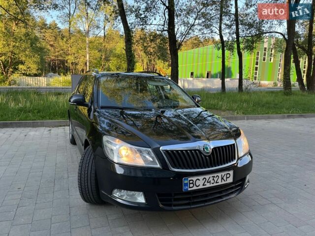 Черный Шкода Октавия, объемом двигателя 1.6 л и пробегом 340 тыс. км за 7699 $, фото 1 на Automoto.ua