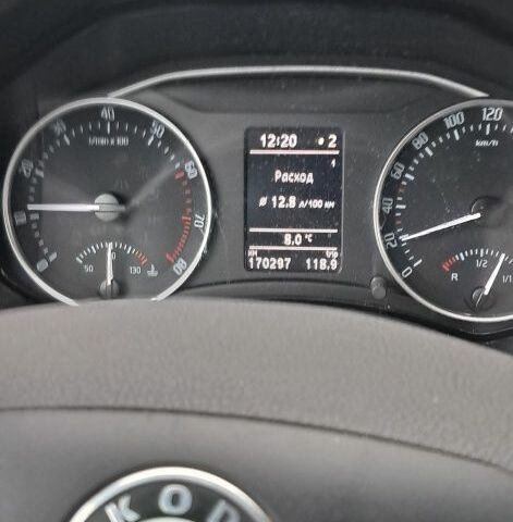 Черный Шкода Октавия, объемом двигателя 1.8 л и пробегом 171 тыс. км за 9000 $, фото 17 на Automoto.ua