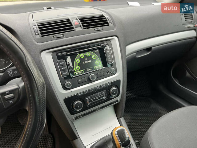 Черный Шкода Октавия, объемом двигателя 1.99 л и пробегом 259 тыс. км за 8299 $, фото 21 на Automoto.ua