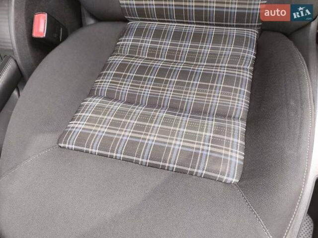 Черный Шкода Октавия, объемом двигателя 1.6 л и пробегом 320 тыс. км за 7800 $, фото 48 на Automoto.ua