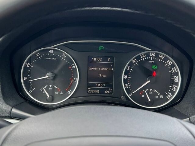 Черный Шкода Октавия, объемом двигателя 1.8 л и пробегом 232 тыс. км за 7900 $, фото 14 на Automoto.ua