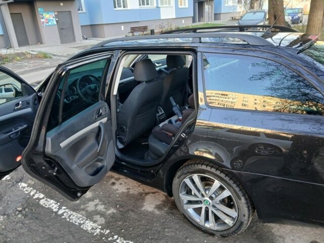 Черный Шкода Октавия, объемом двигателя 1.6 л и пробегом 240 тыс. км за 8800 $, фото 4 на Automoto.ua