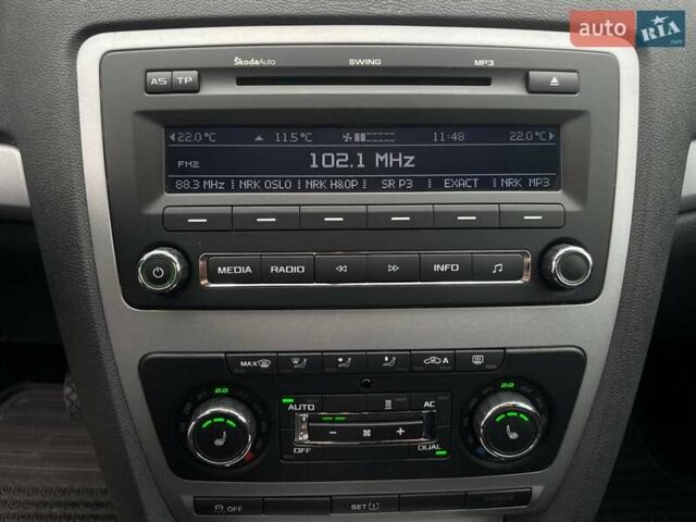 Черный Шкода Октавия, объемом двигателя 1.2 л и пробегом 142 тыс. км за 7499 $, фото 33 на Automoto.ua