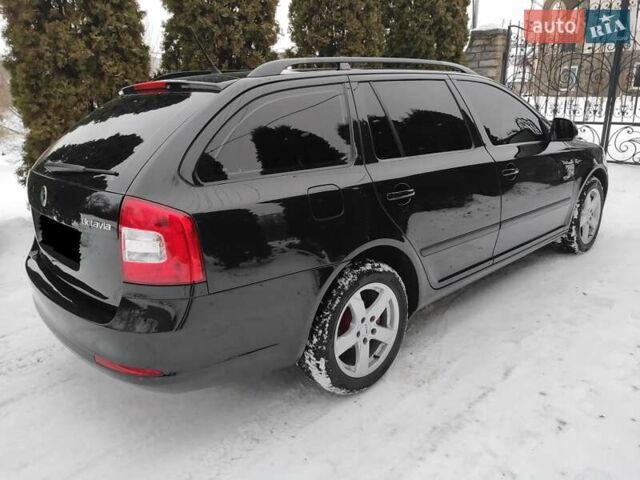 Черный Шкода Октавия, объемом двигателя 1.6 л и пробегом 235 тыс. км за 9000 $, фото 4 на Automoto.ua