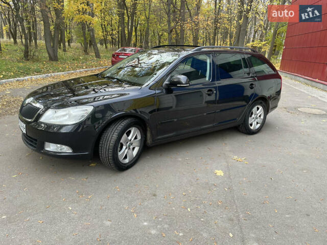 Черный Шкода Октавия, объемом двигателя 1.39 л и пробегом 212 тыс. км за 7777 $, фото 9 на Automoto.ua