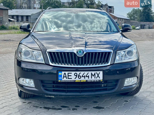 Чорний Шкода Октавія, об'ємом двигуна 1.6 л та пробігом 280 тис. км за 8200 $, фото 1 на Automoto.ua