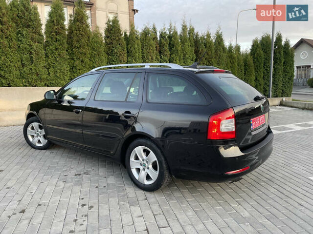 Чорний Шкода Октавія, об'ємом двигуна 2 л та пробігом 228 тис. км за 10799 $, фото 11 на Automoto.ua