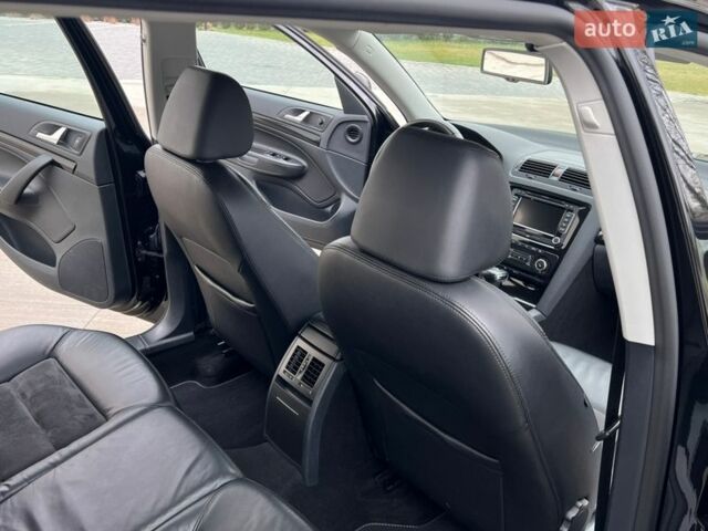 Чорний Шкода Октавія, об'ємом двигуна 2 л та пробігом 216 тис. км за 12350 $, фото 121 на Automoto.ua