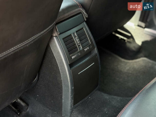 Черный Шкода Октавия, объемом двигателя 1.6 л и пробегом 324 тыс. км за 7999 $, фото 47 на Automoto.ua