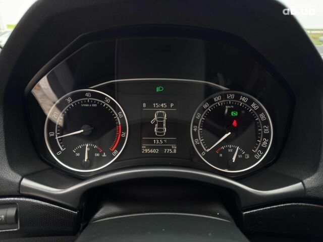 Черный Шкода Октавия, объемом двигателя 2 л и пробегом 295 тыс. км за 10690 $, фото 19 на Automoto.ua