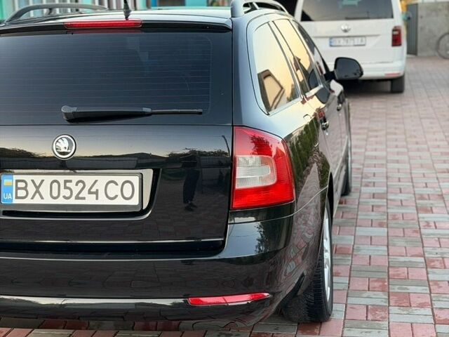 Черный Шкода Октавия, объемом двигателя 1.8 л и пробегом 317 тыс. км за 7500 $, фото 18 на Automoto.ua