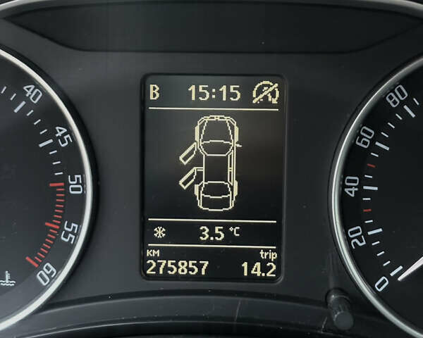 Чорний Шкода Октавія, об'ємом двигуна 1.6 л та пробігом 270 тис. км за 9000 $, фото 6 на Automoto.ua